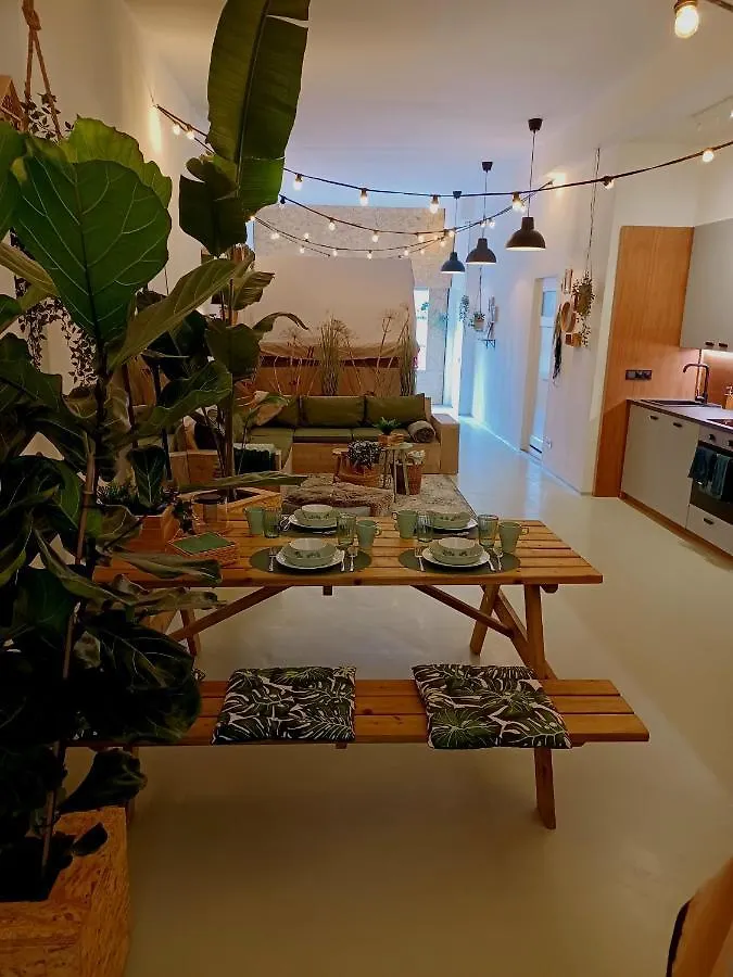 75M2 Indoor Glamping Scheveningen Apartment The Hague