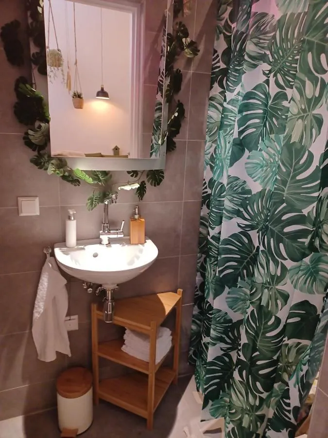 75M2 Indoor Glamping Scheveningen Apartment The Hague