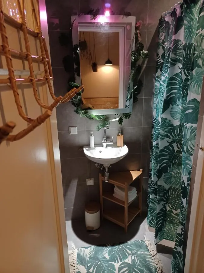 75M2 Indoor Glamping Scheveningen Apartment The Hague